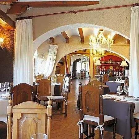 Hotel Restaurante Gastronomico Risco 3*